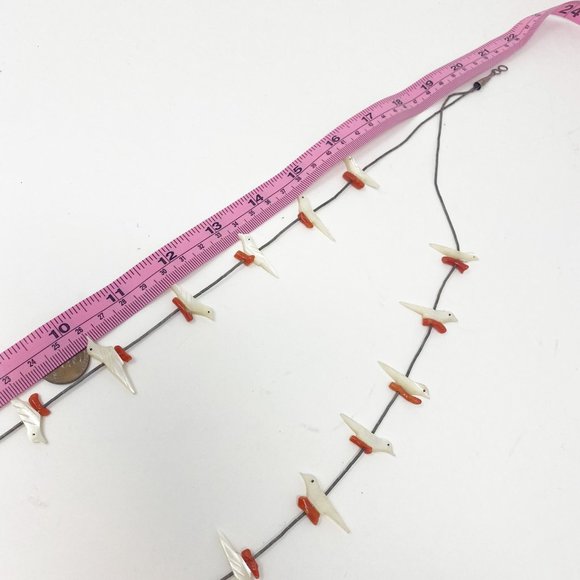 561 Vintage Zuni Carved Coral Mother of Pearl Two-strand Bird Fetish Necklace - Picture 6 of 7